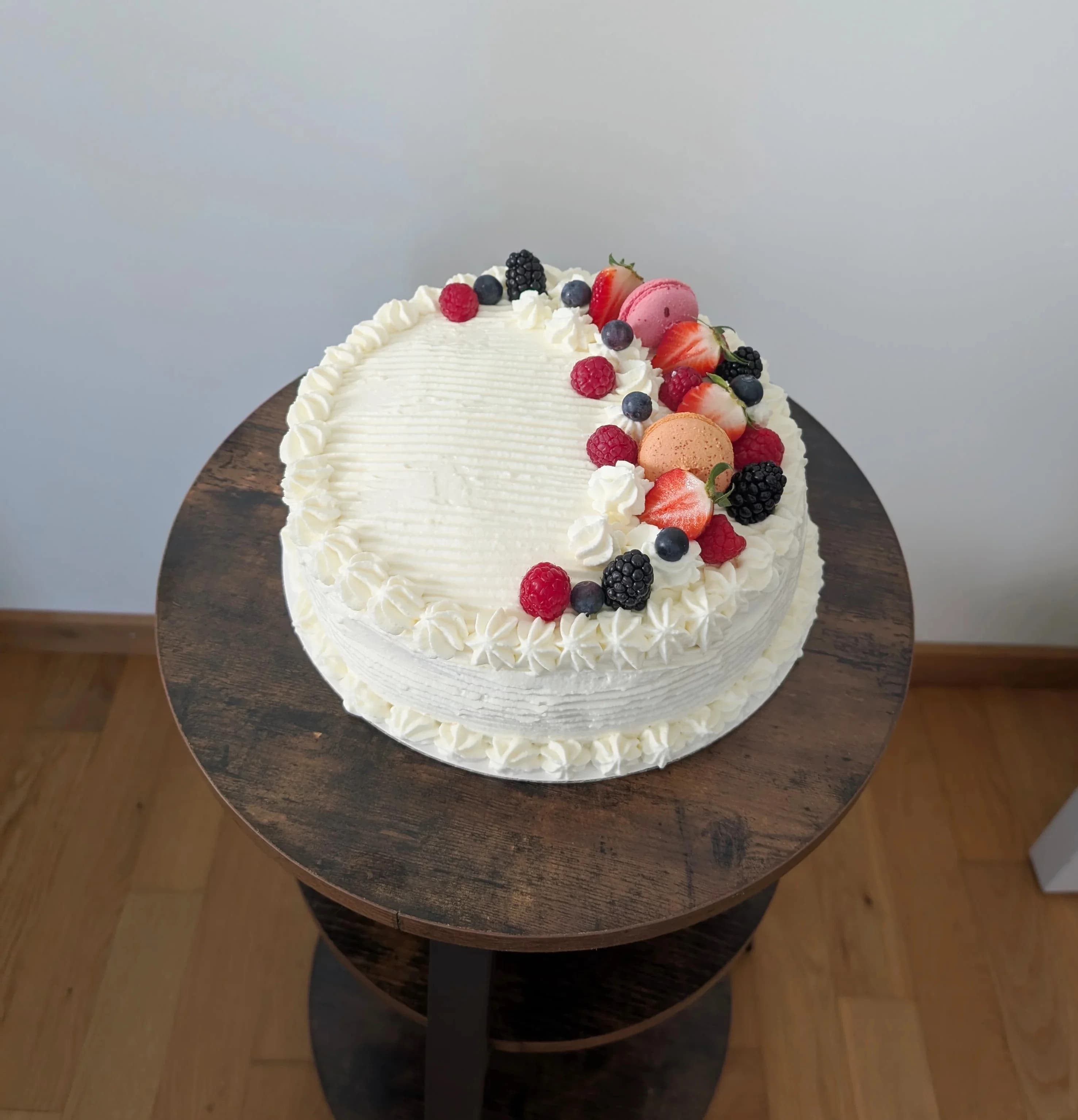 Chantilly Berry thumb 2